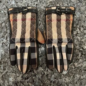 Burberry Gloves | Leather